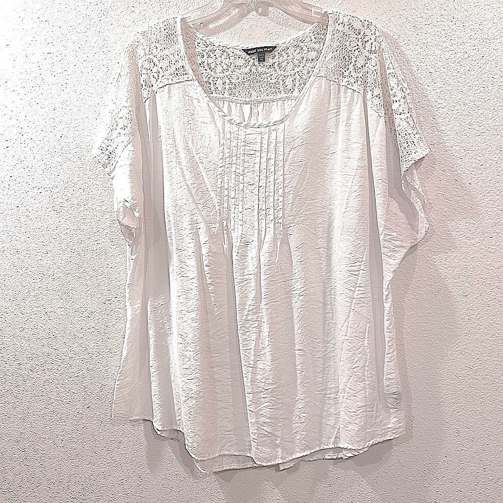 Unique Spectrum Crochet Trim Top